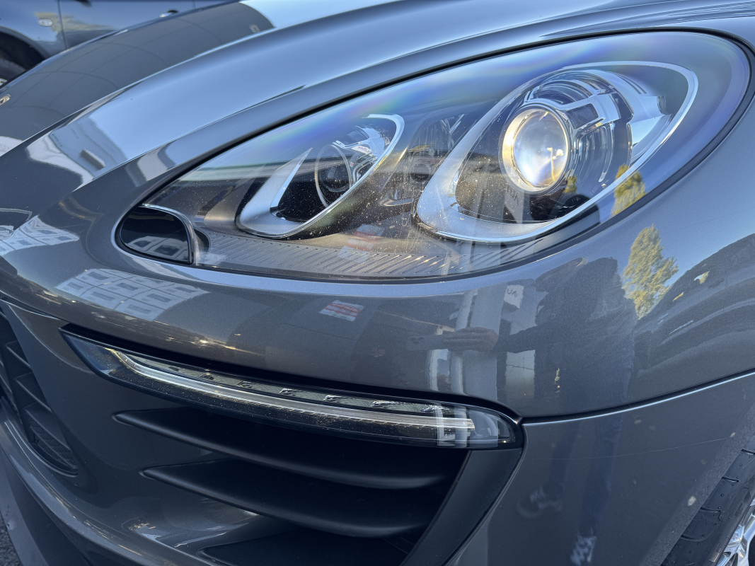 Porsche Macan — 27