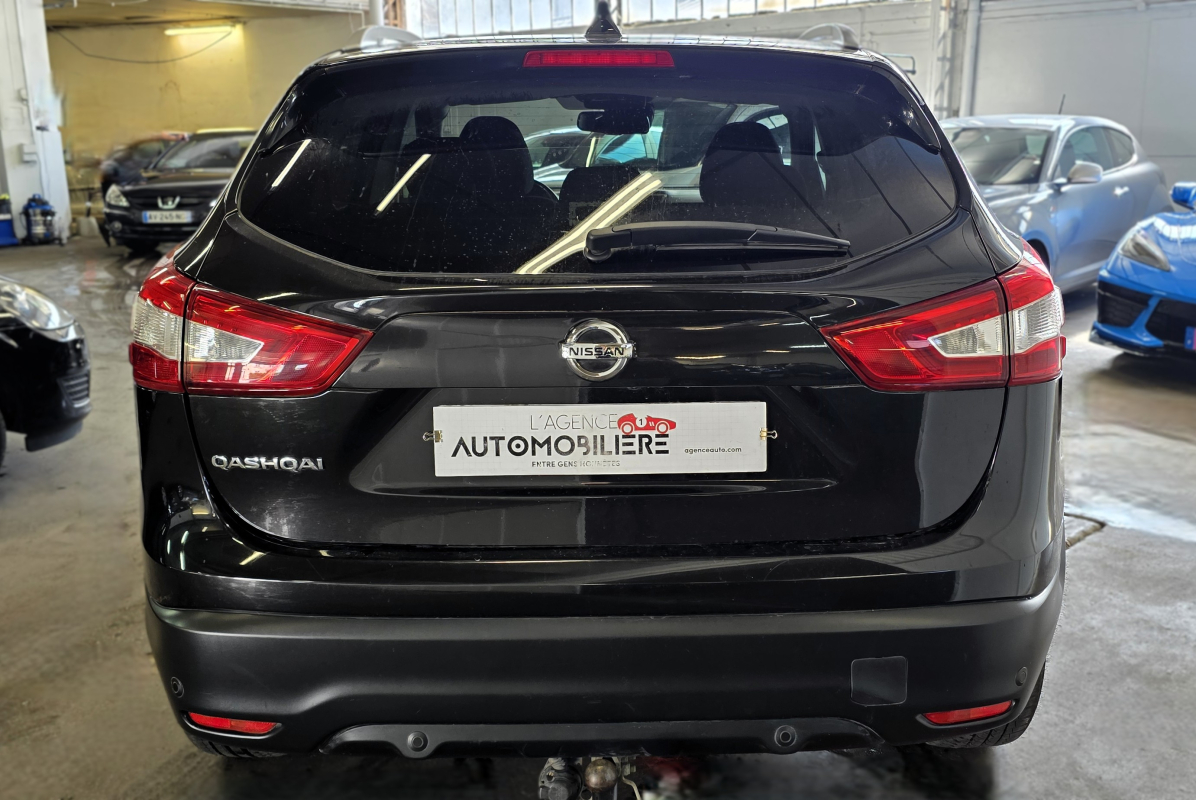 Nissan Qashqai — 5