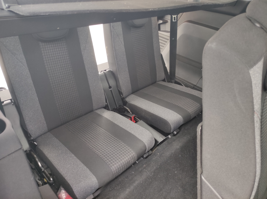 Peugeot 5008 — 24