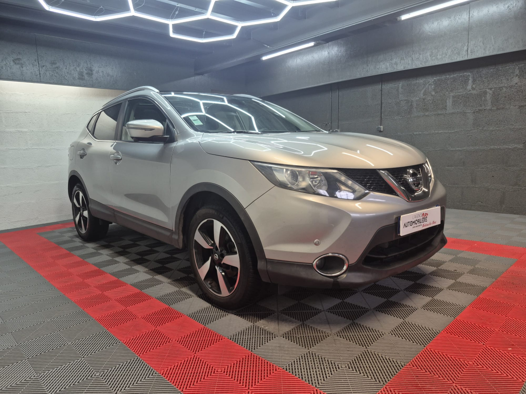 Nissan Qashqai — 4