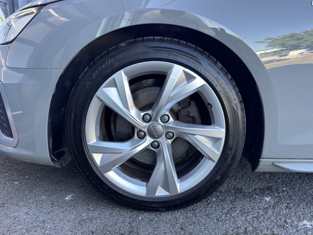 Audi A4 — 9