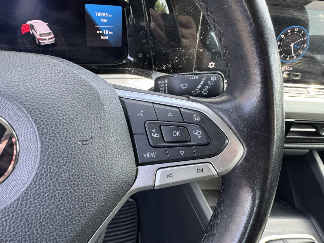 Volkswagen Golf — 21