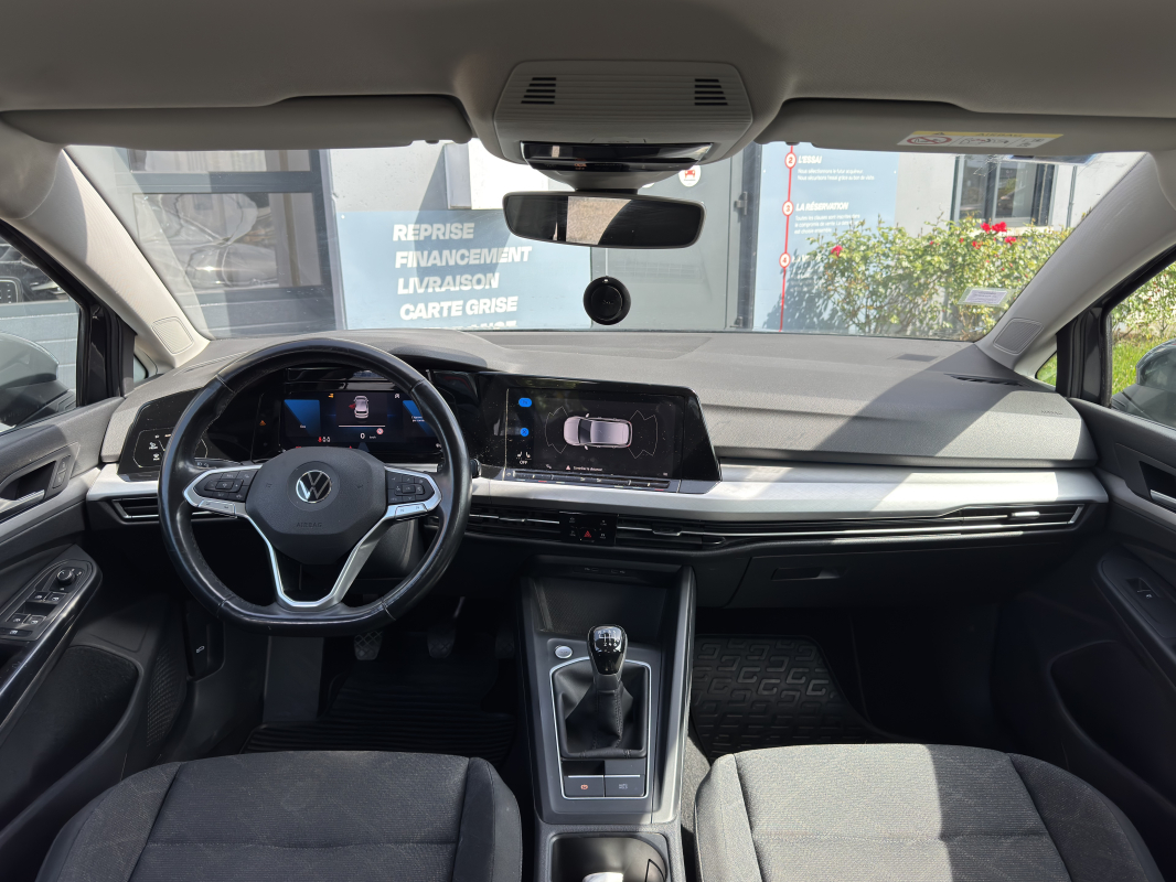 Volkswagen Golf — 29