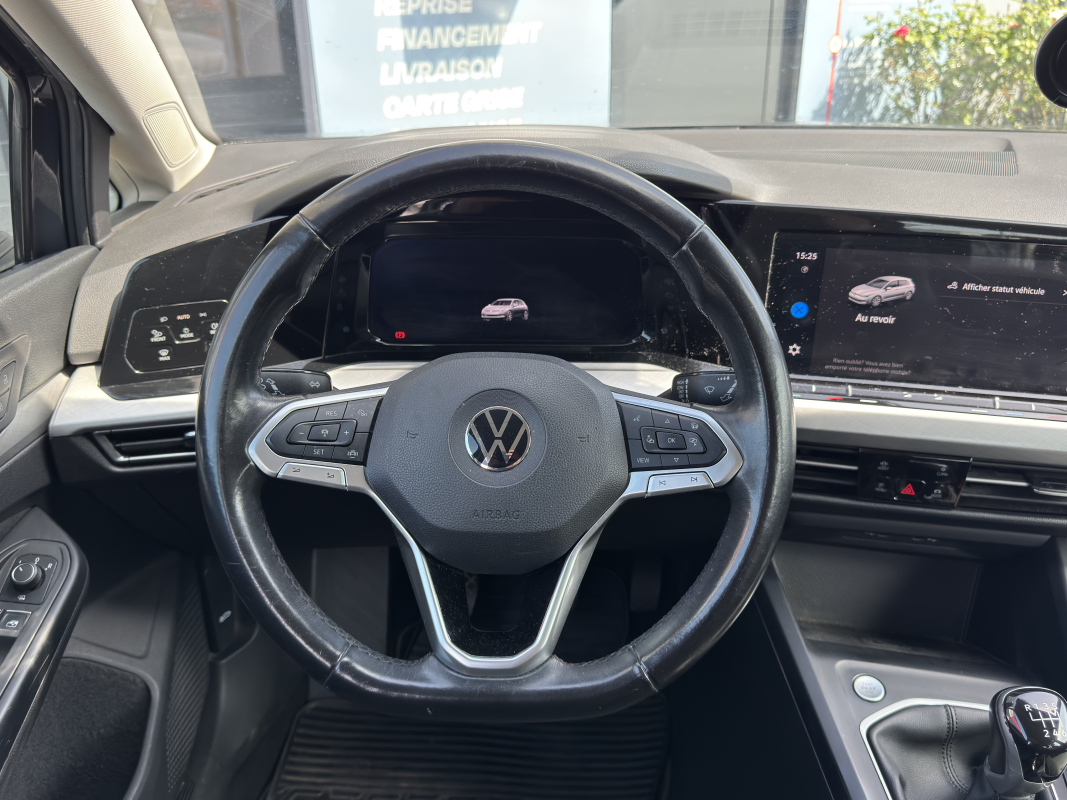 Volkswagen Golf — 32