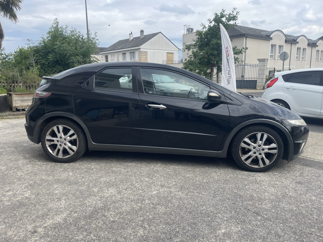 Honda Civic — 4