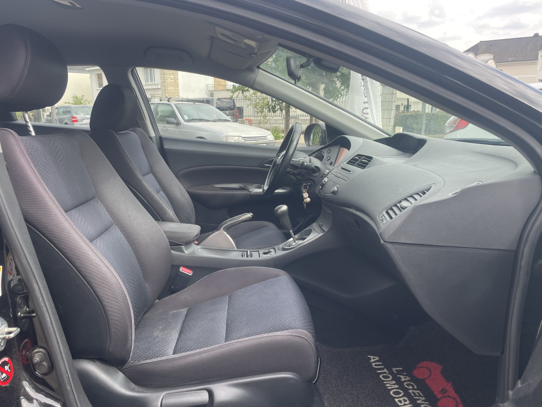 Honda Civic — 13