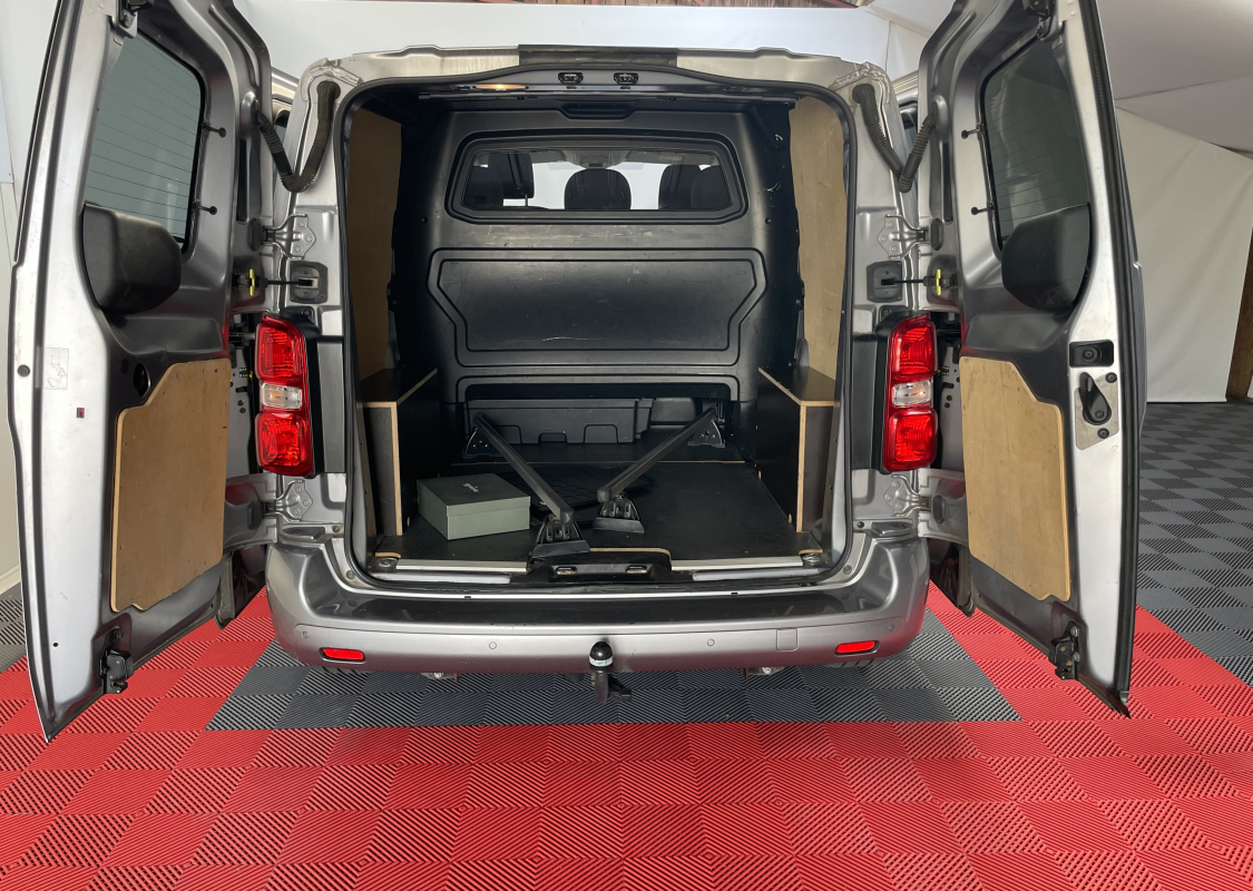 Peugeot Expert — 22