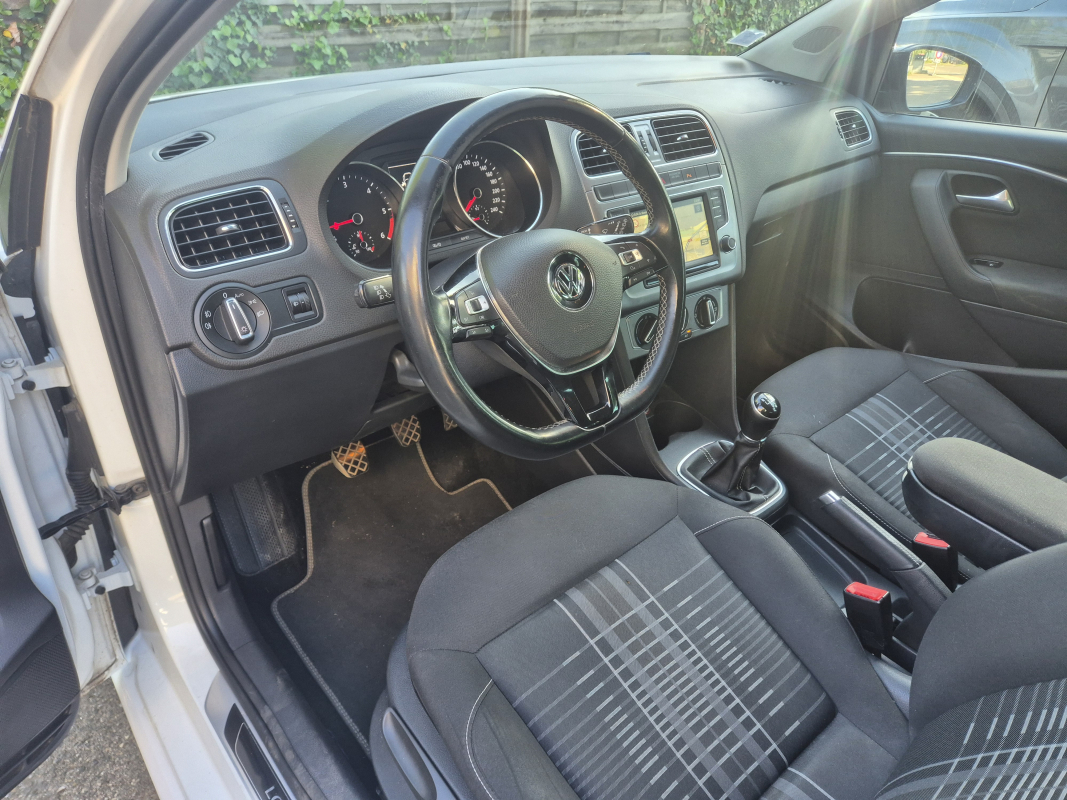Volkswagen Polo — 14