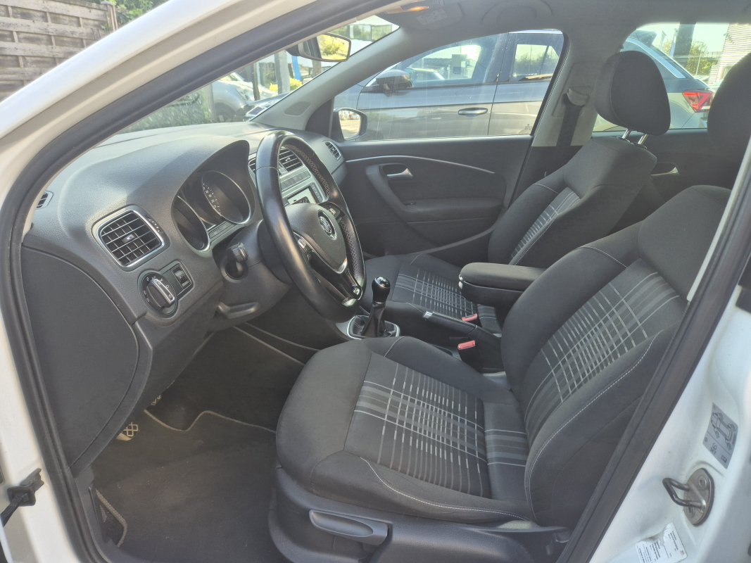 Volkswagen Polo — 15
