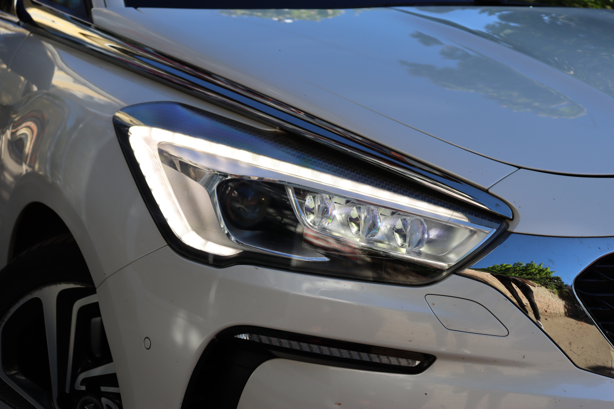 DS DS 5 — 37