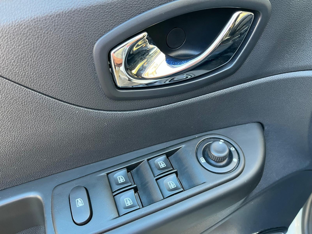 Renault Captur — 8