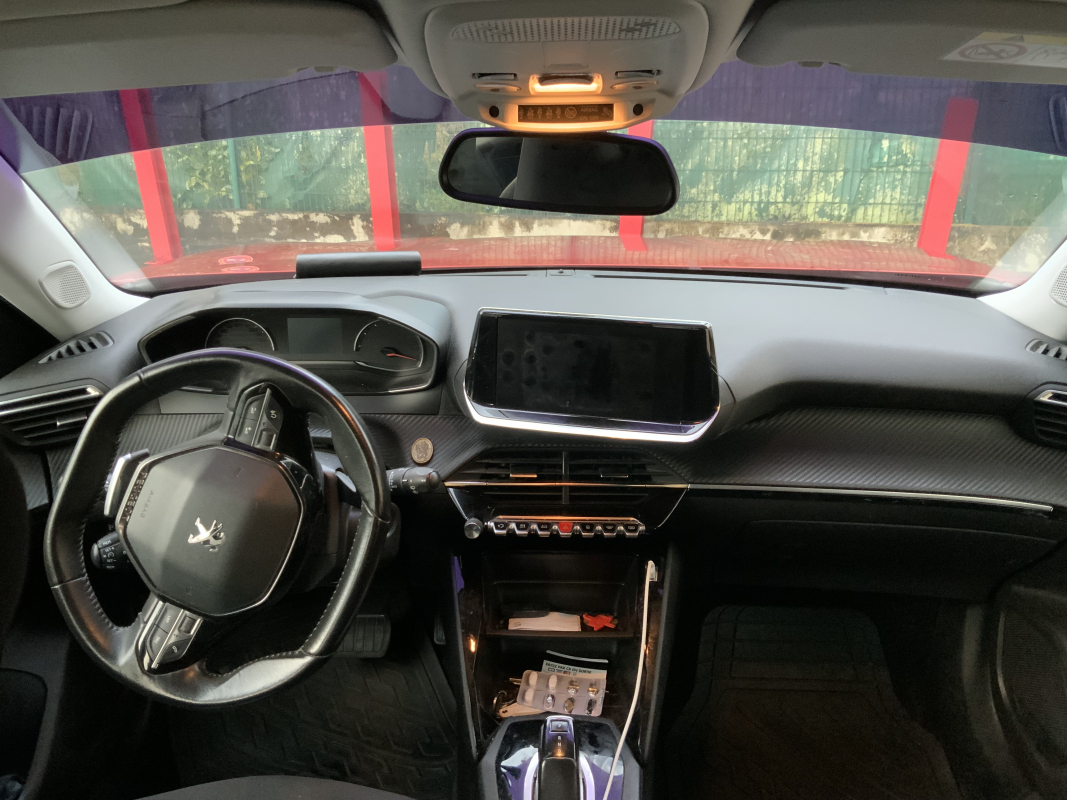 Peugeot 2008 — 7