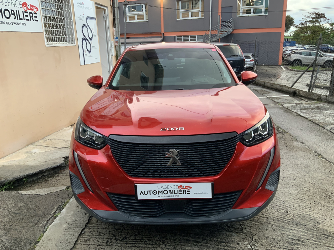 Peugeot 2008 — 8