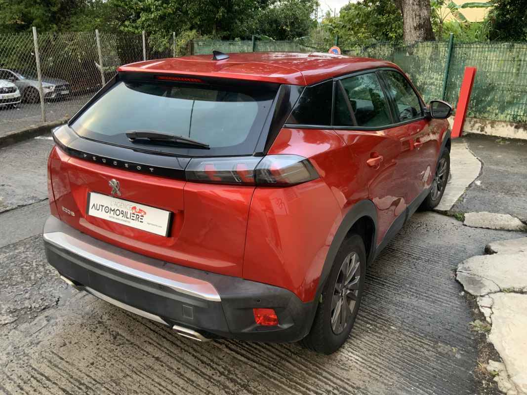 Peugeot 2008 — 12
