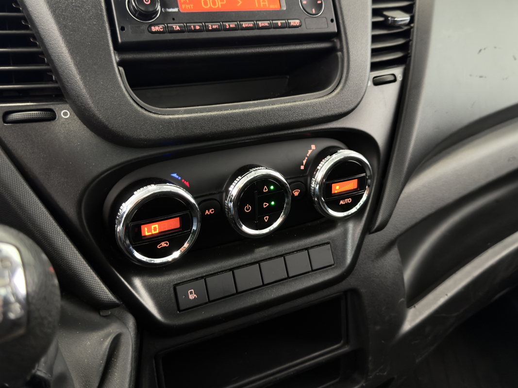 Iveco 35 — 13