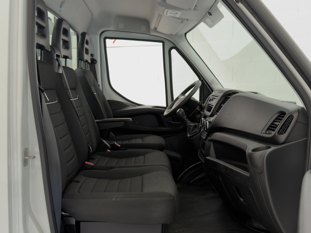 Iveco 35 — 14