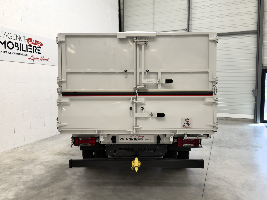 Iveco 35 — 6