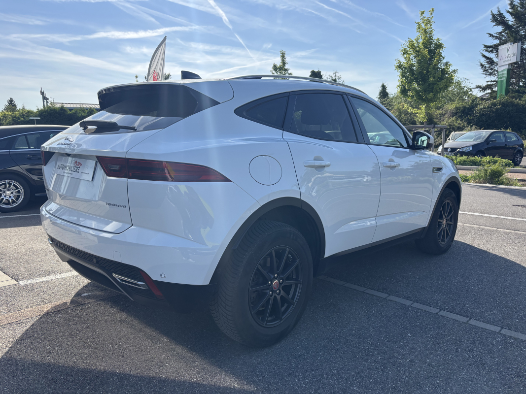 Jaguar E-Pace — 7