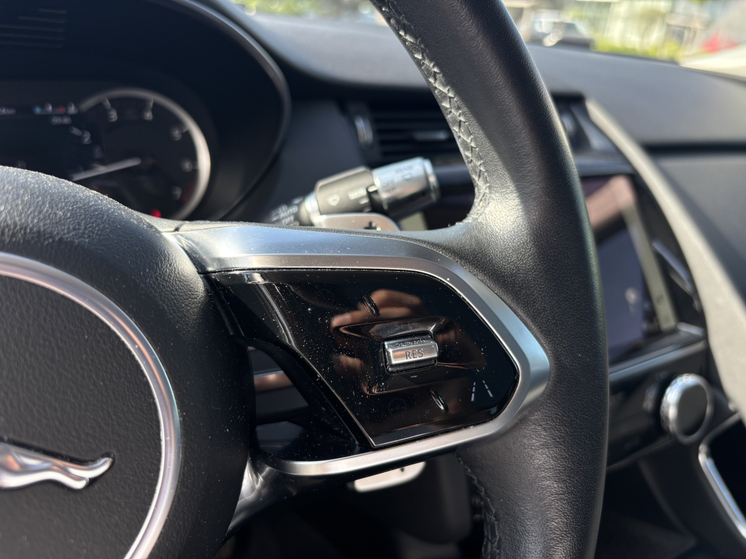 Jaguar E-Pace — 22
