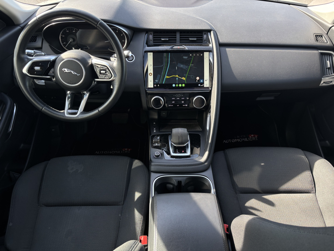 Jaguar E-Pace — 9