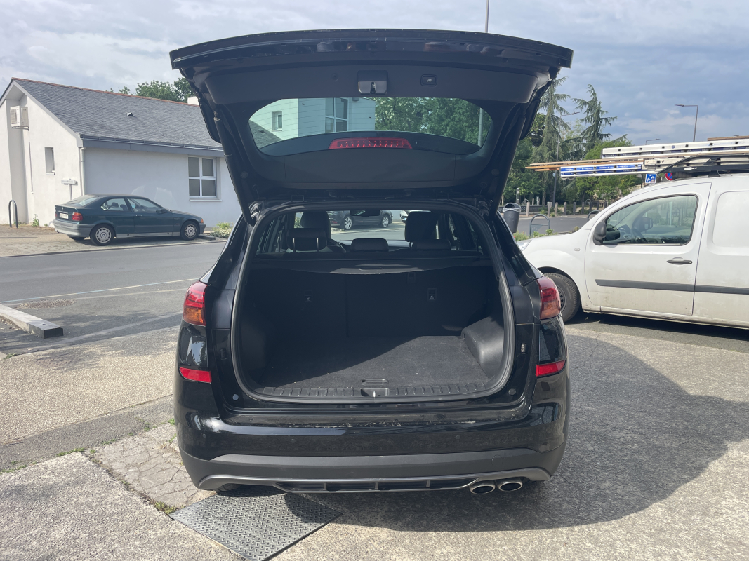 Hyundai Tucson — 10