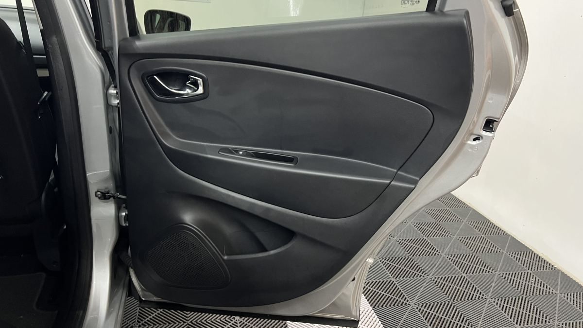 Renault Captur — 18