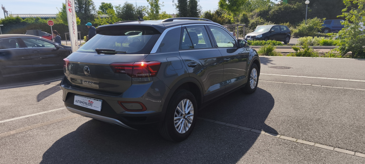 Volkswagen T-roc — 7