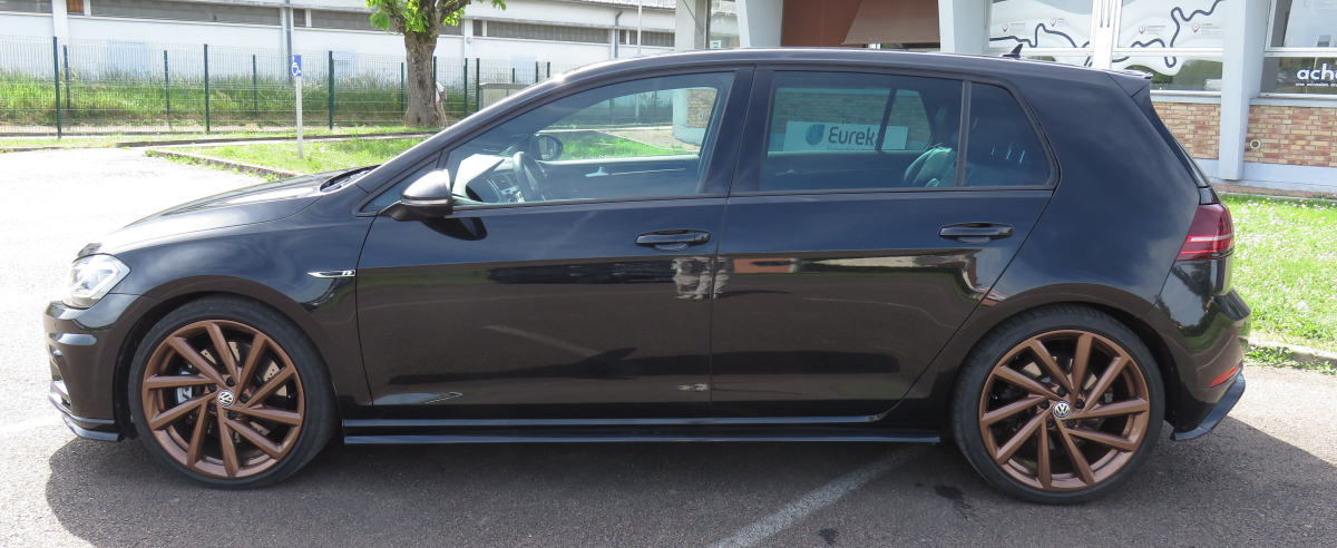 Volkswagen Golf — 8