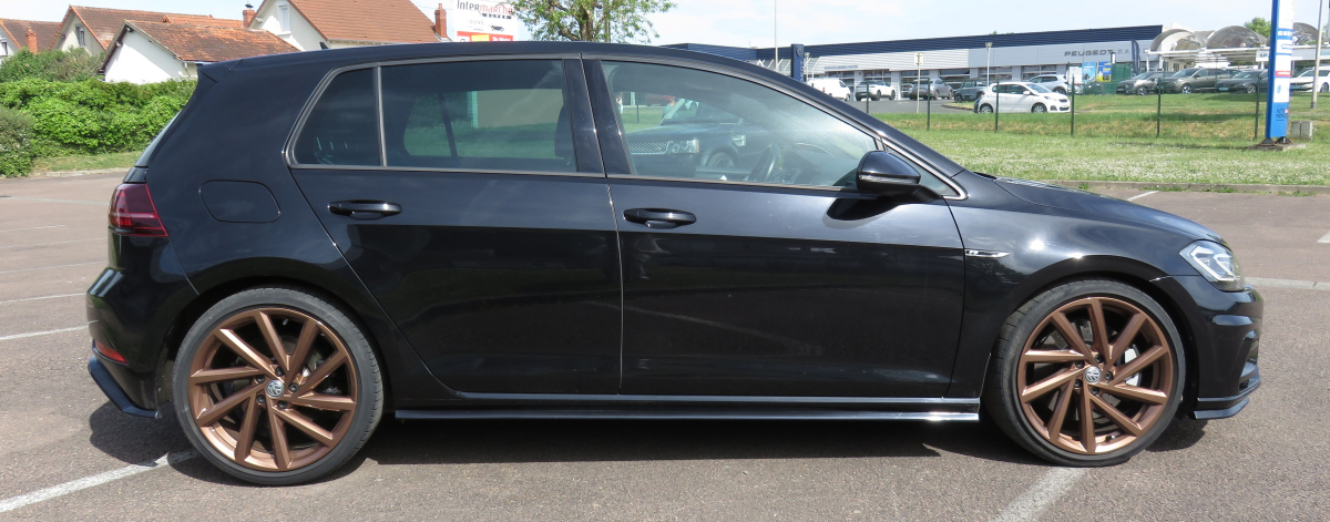Volkswagen Golf — 4
