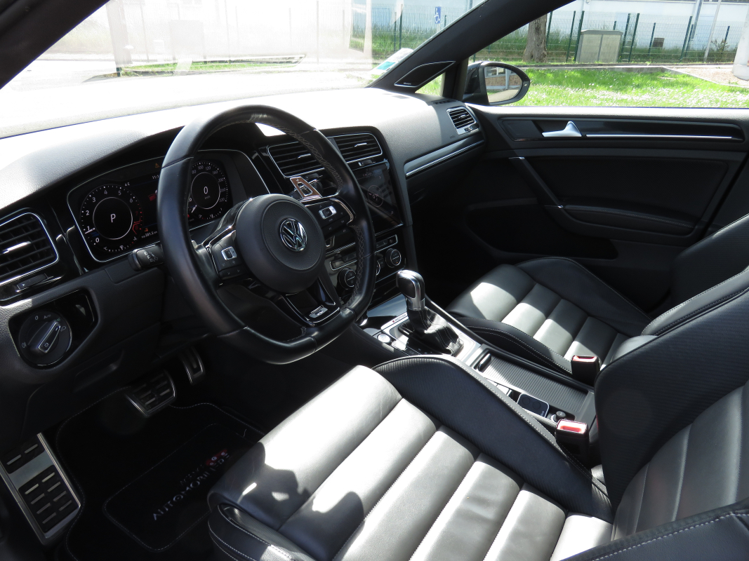 Volkswagen Golf — 9