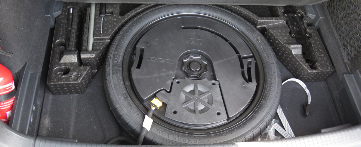 Volkswagen Golf — 33