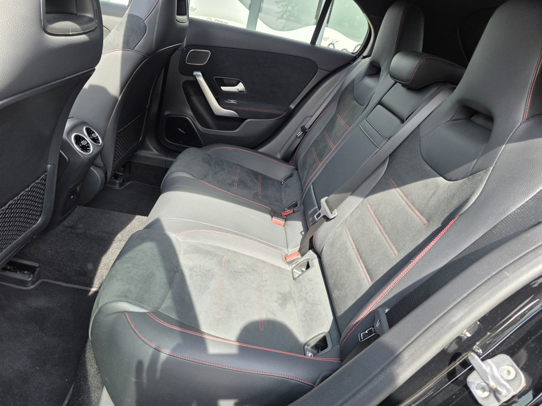 Mercedes Classe A — 29