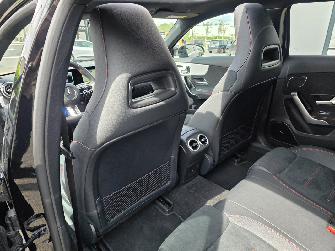 Mercedes Classe A — 27