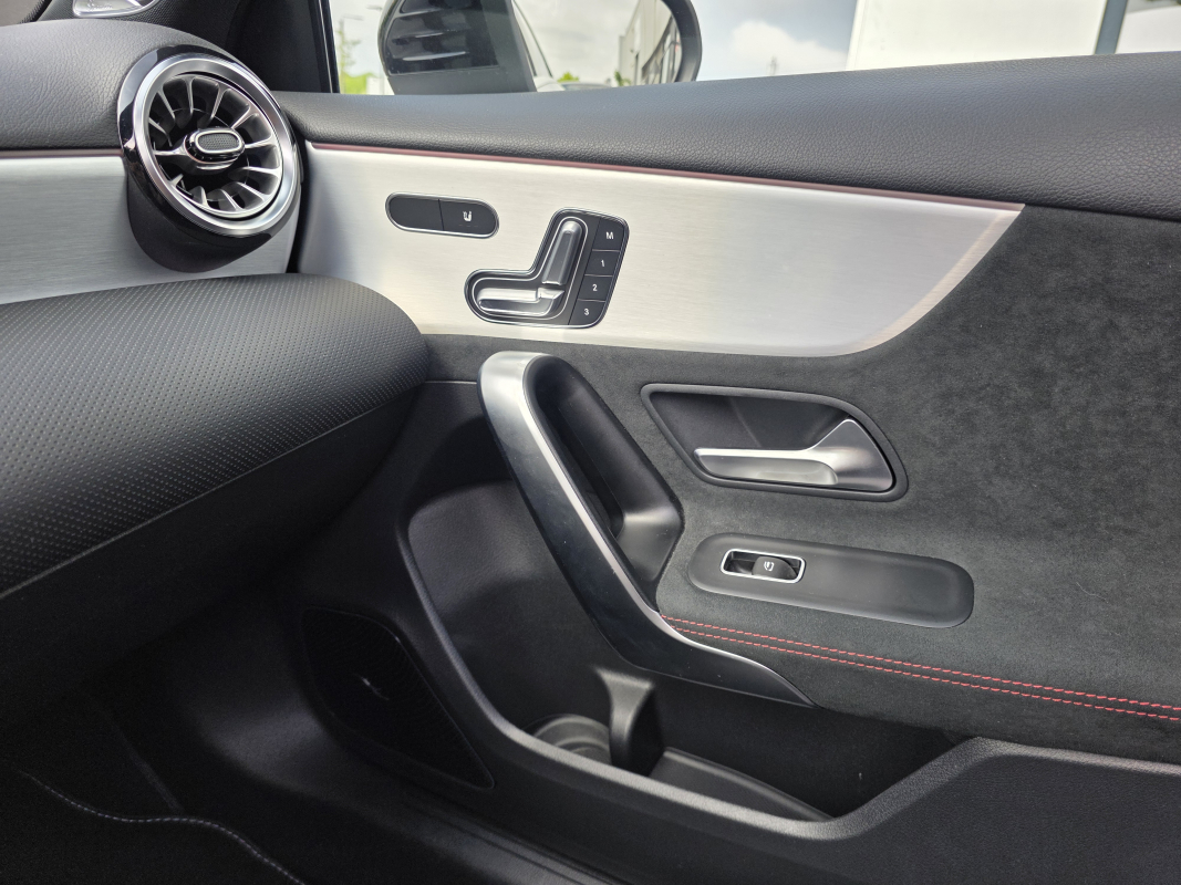 Mercedes Classe A — 22