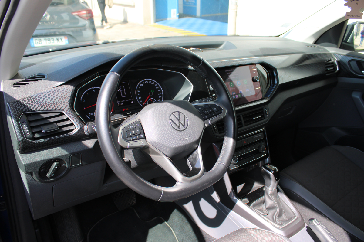 Volkswagen T-Cross — 10