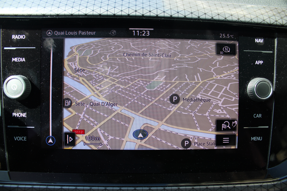 Volkswagen T-Cross — 18