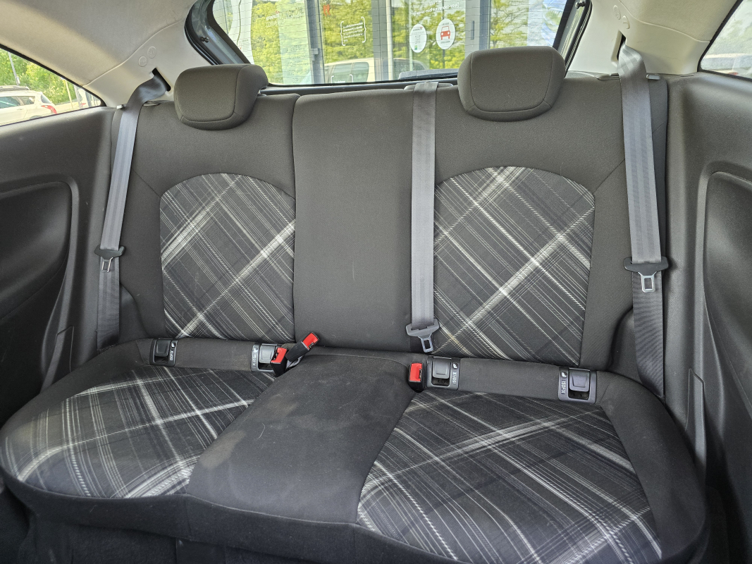 Opel Corsa — 12