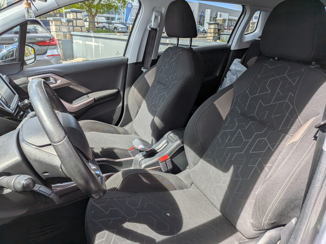 Peugeot 2008 — 6