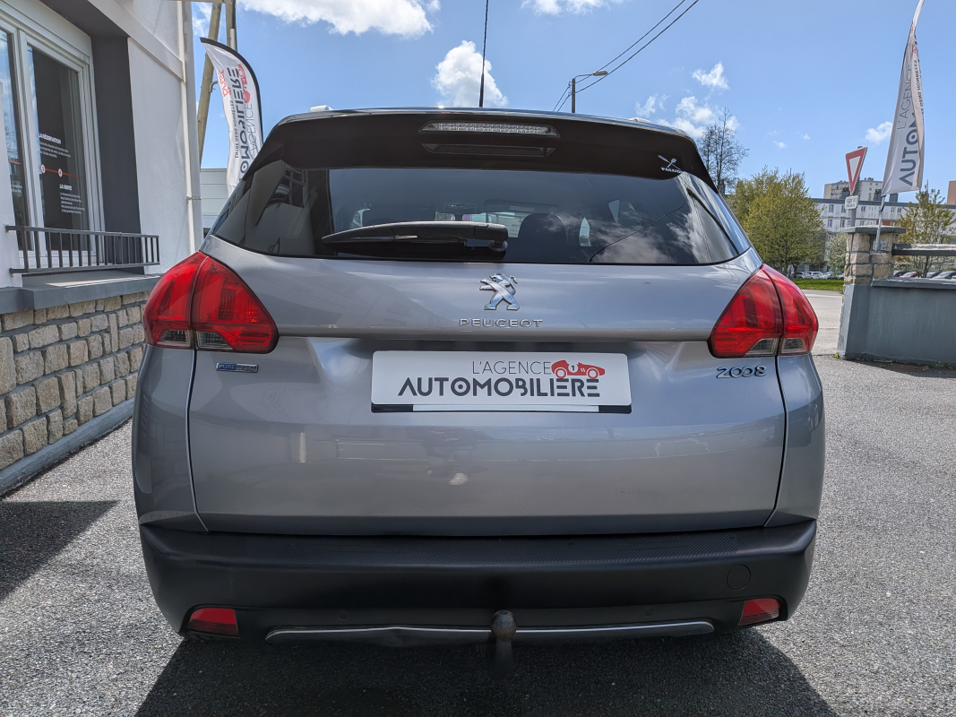 Peugeot 2008 — 5