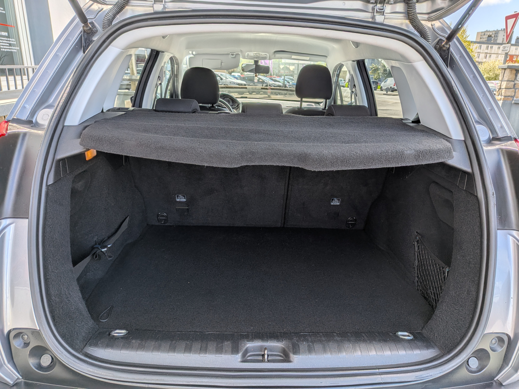 Peugeot 2008 — 15