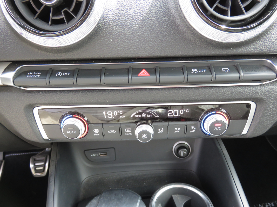 Audi A3 Sportback — 25