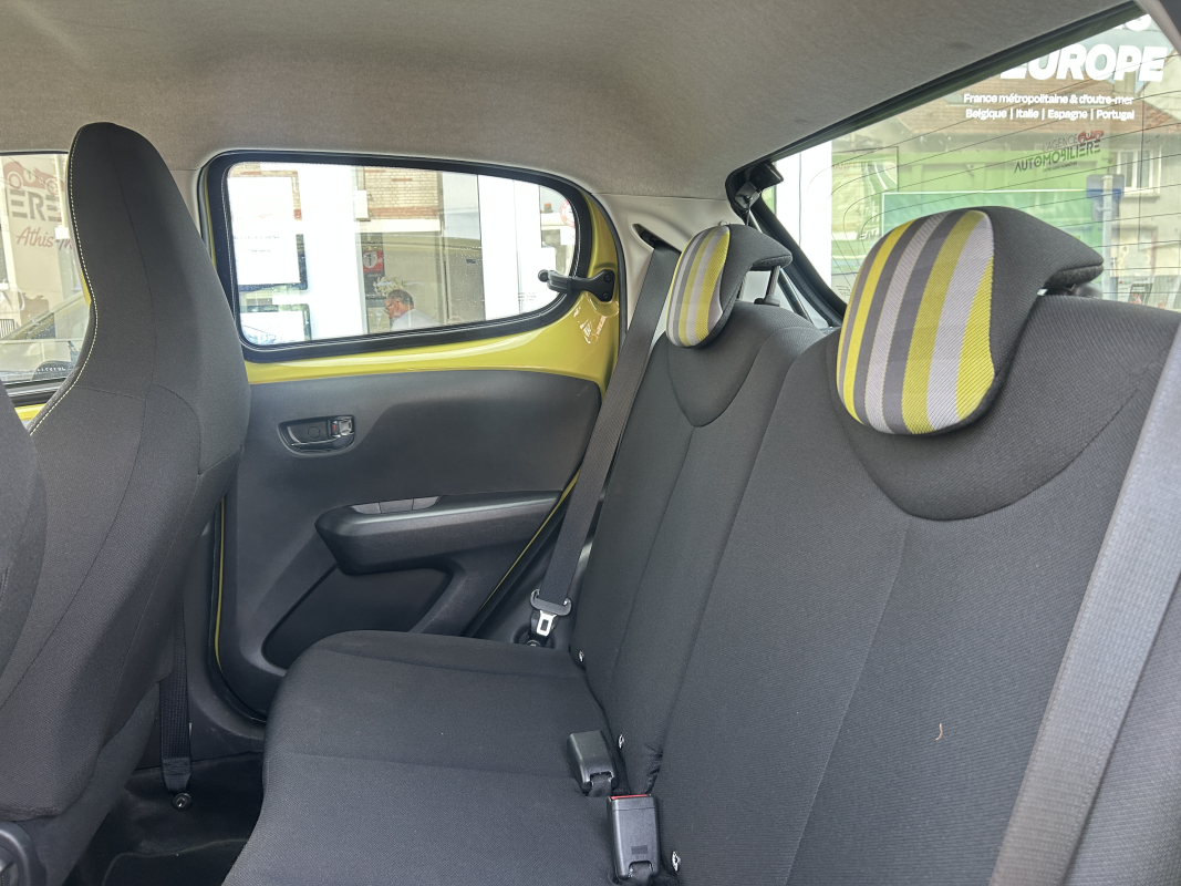 Peugeot 108 — 12