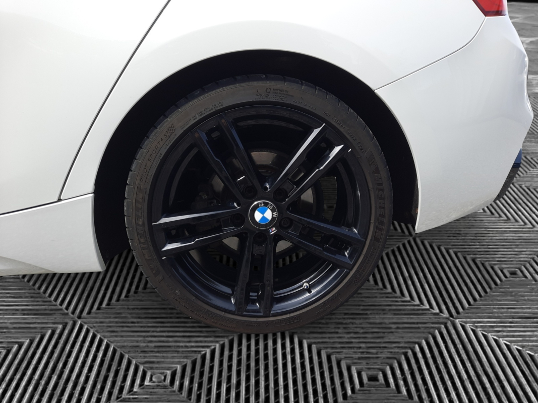 Bmw Série 1 — 30