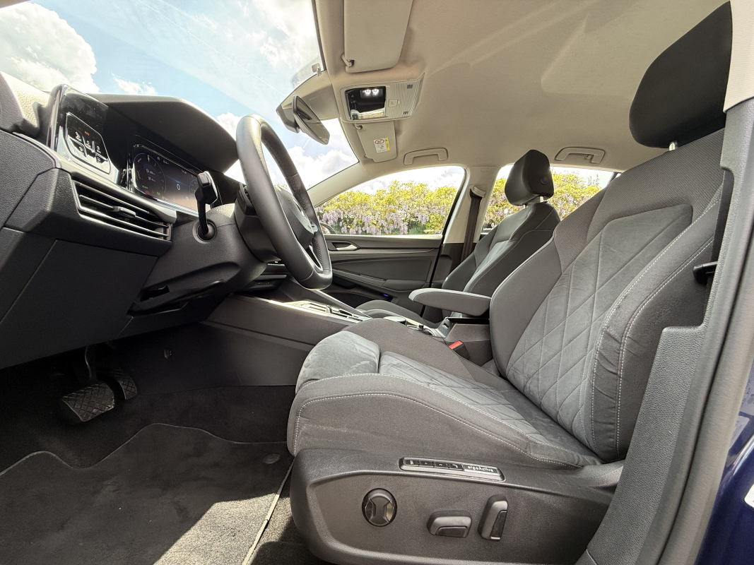 Volkswagen Golf — 10