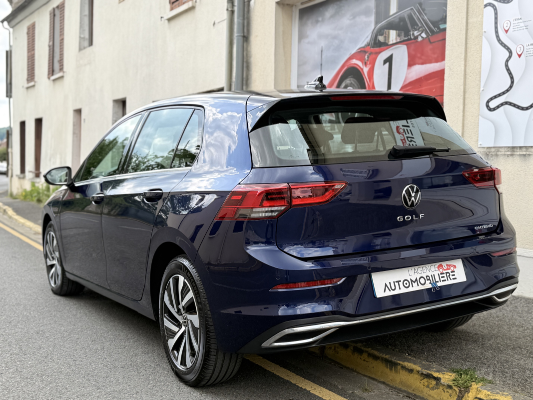 Volkswagen Golf — 6