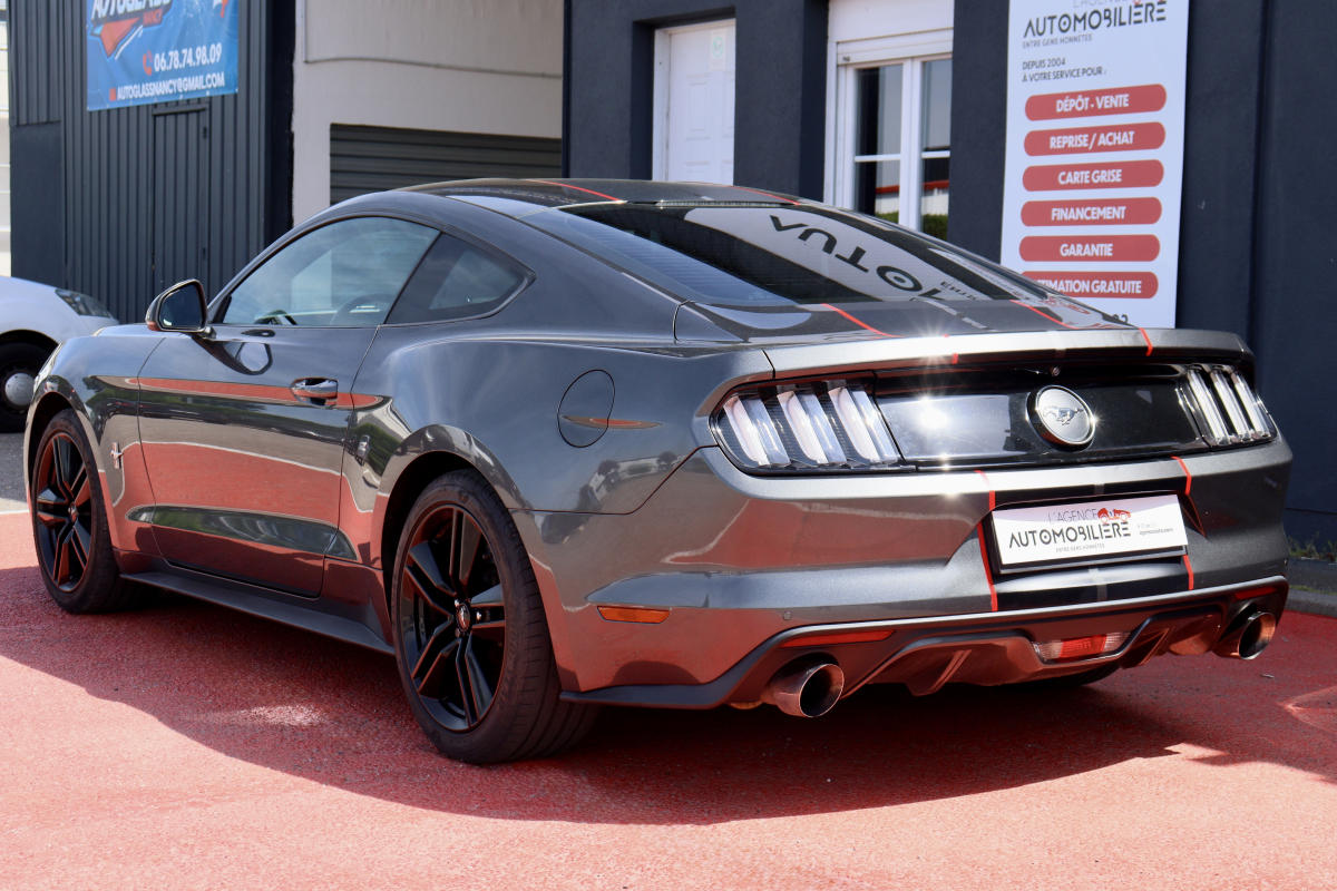 Ford Mustang — 3