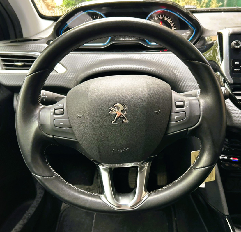 Peugeot Peugeot 2008 — 12