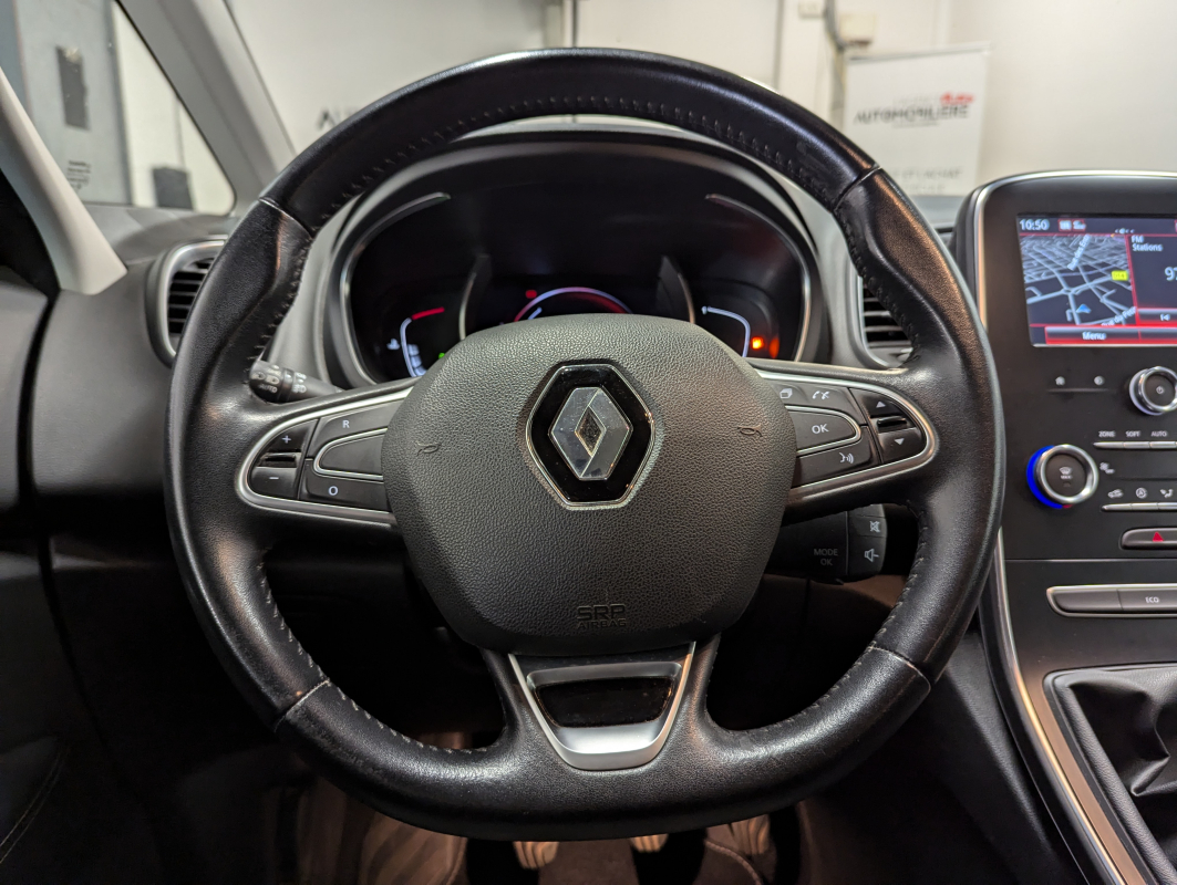 Renault Scenic — 14