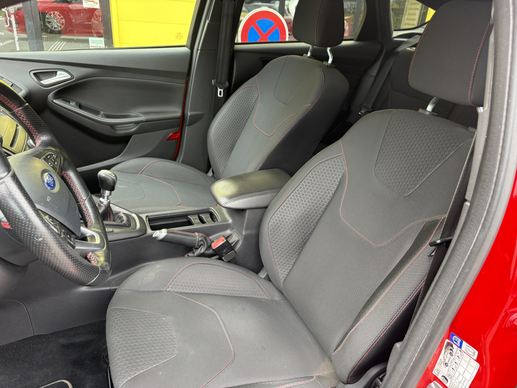 Ford Focus — 10