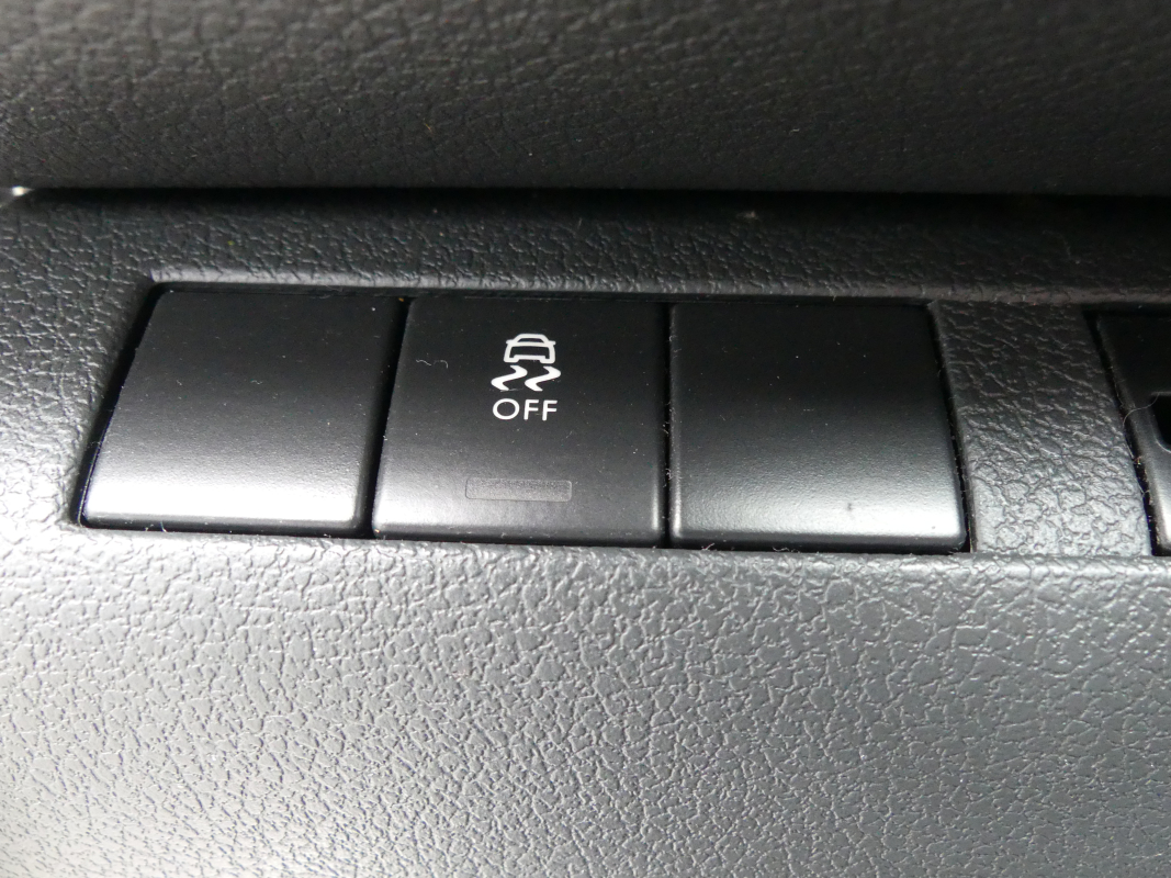 Peugeot 3008 HYbrid4 — 35
